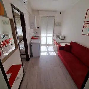 Appartamento Intero Bilocale Totalmente Arredato A